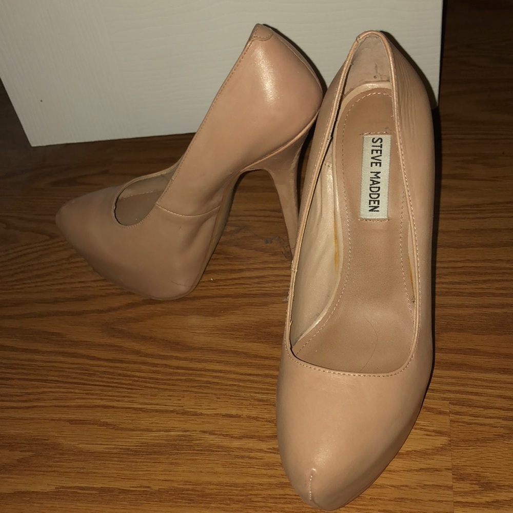 SALE! STEVE  MADDEN DOUBLE PLATFORM